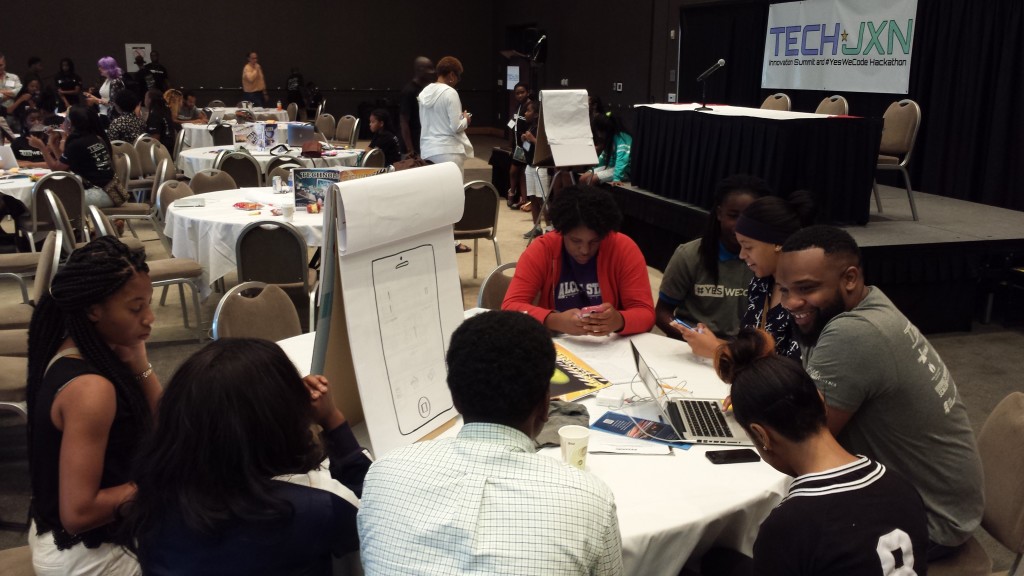 Students participating in #YesWeCode hackathon at Essence Festival (Photo courtesy of #YesWeCode) 