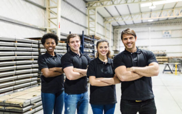 uniforms suppliers dubai