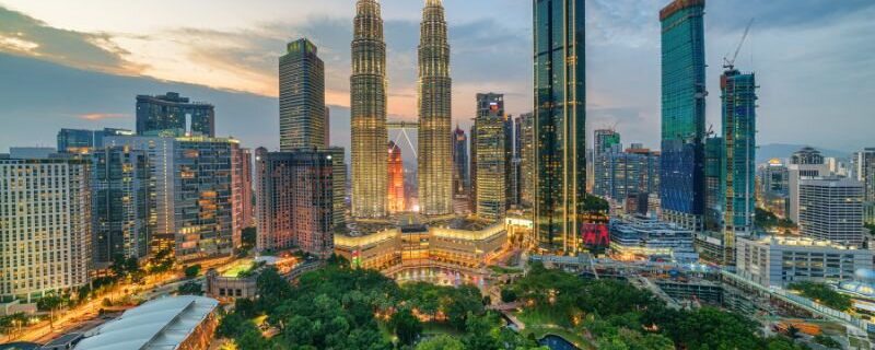 5 Attractions to Visit in Malaysia: A Complete Guide