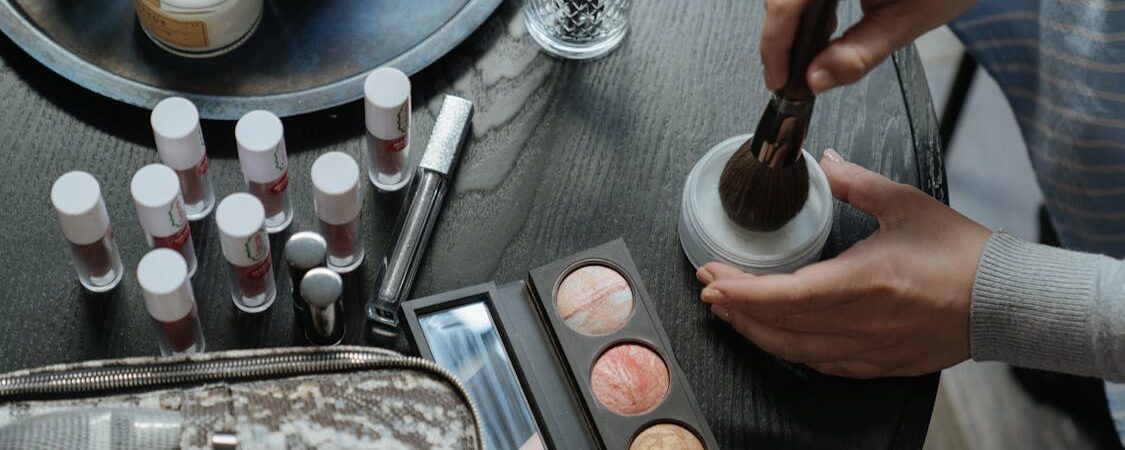 How Makeup Products Can Enhance Your Natural Beauty: Tips and Tricks